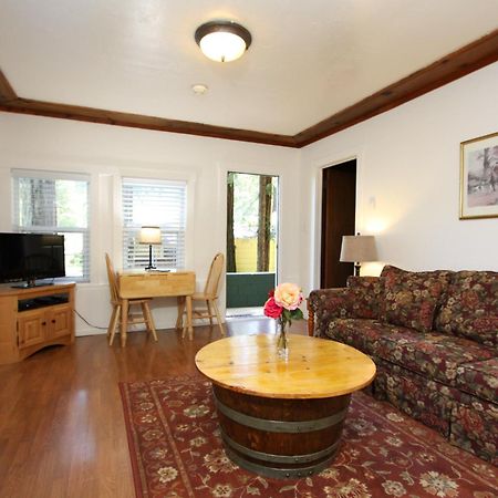 Fern Grove Cottages เกอร์นวิลล์ ภายนอก รูปภาพ