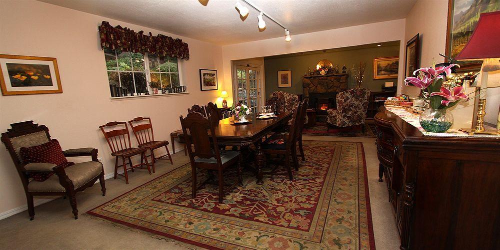 Fern Grove Cottages เกอร์นวิลล์ ภายนอก รูปภาพ
