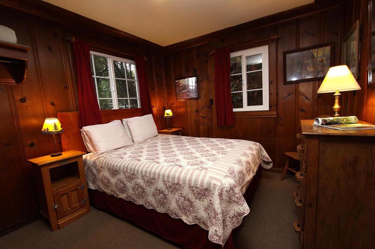 Fern Grove Cottages เกอร์นวิลล์ ภายนอก รูปภาพ
