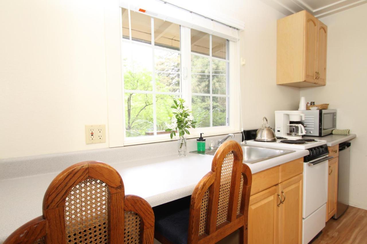 Fern Grove Cottages เกอร์นวิลล์ ภายนอก รูปภาพ